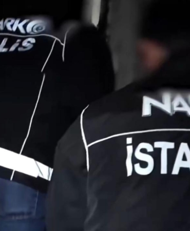 istanbul-ve-izmirde-yaklasik-7-milyon-uyusturucu-hap-ele-gecirildi