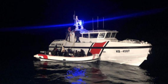 İzmir’de 99 düzensiz göçmen yakalandı