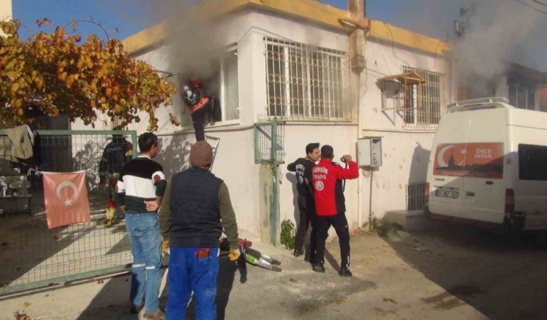 mersinde-ev-yangini-2-kardes-hayatini-kaybetti