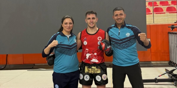 Adilcevazlı Muhammed Karayılan Muay Thai’de Türkiye Şampiyonu Oldu