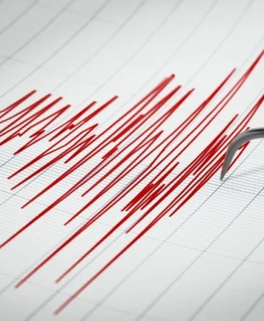 antalya-aciklarinda-45-buyuklugunde-deprem