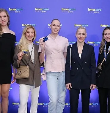 fenerbahce-ve-qnb-den-sari-lacivert-bankacilik-9865