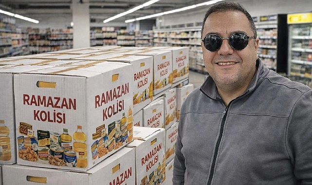 unlu-fenomen-okan-boyar-ramazan-ayinda-da-iyilik-seferberligini-surduruyor