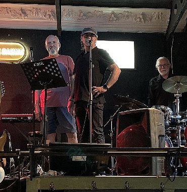 21-perondan-yeni-album-yeni-1973