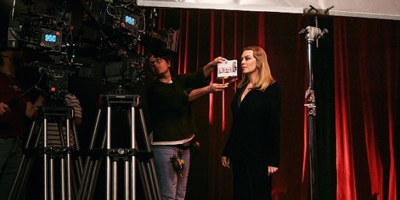 Demet Evgâr’dan Vodafone Kırmızı Işık Uygulamasıyla Şiddete Dur Çağrısı