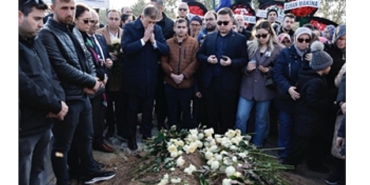 gulsah-durbay-gozyaslari-esliginde-topraga-verildi