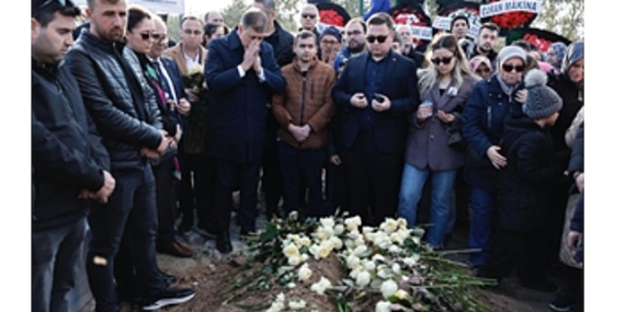 Gülşah Durbay gözyaşları eşliğinde toprağa verildi