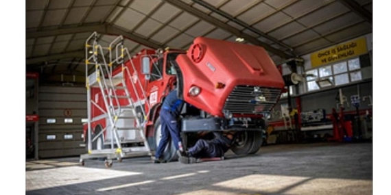 İtfaiye araçlarının bakım üssü: Mekatronik Atölyesi