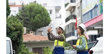 izmir-gelecegini-guvenceye-aliyor