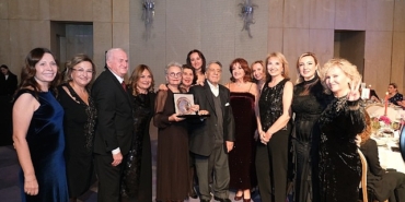 koruncuk-vakfi-dostlari-yil-sonu-yemeginde-bir-araya-geldi