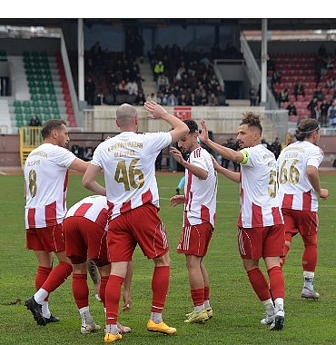 sahada-zafer-gollerde-vefa