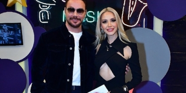 sinan-akcildan-zeynep-bozkayaya-surpriz-sarki