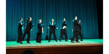 yasemin-sakallioglu-izmirlileri-kahkahaya-bogdu-1